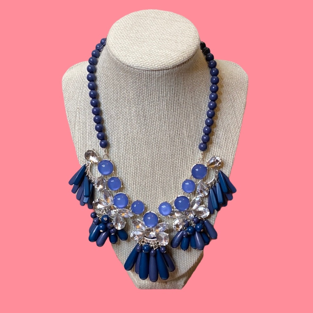 Blue chunky fashion necklace